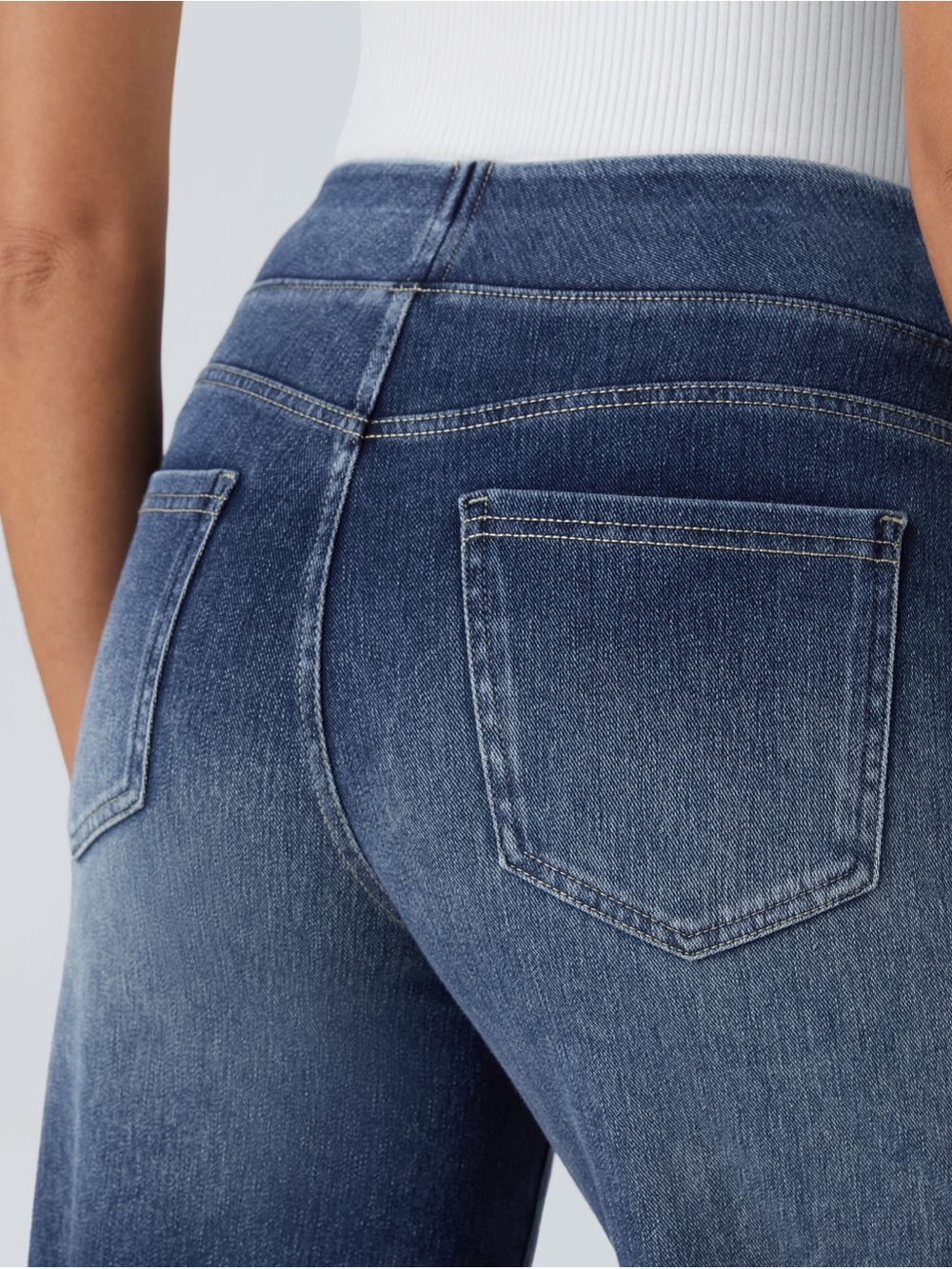 Halara Flex™ High Waisted Pockets Baggy Wide Leg Washed Casual Jeans | Small Reg - Picture 6 of 7